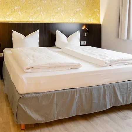 Hotel 22-2